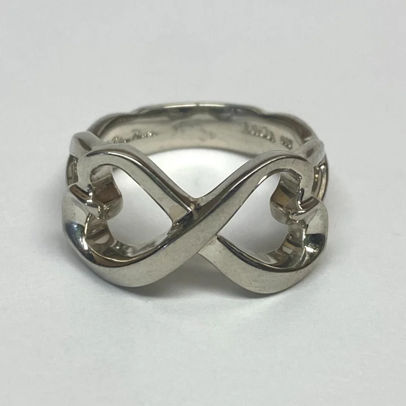 Tiffany & Co. Paloma Picasso Loving Heart Infinity Ring in Sterling Silver 4