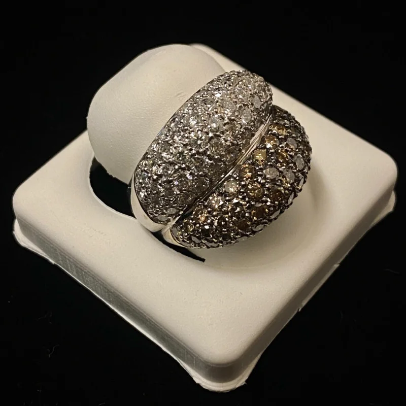 One Lady's Champagne And White Diamond Ring Mounting in Made of 18kt White Gold