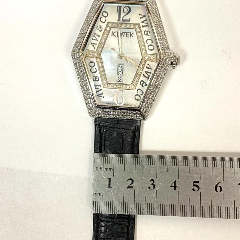 Ice Tek 9.5 ct Diamond AVI & CO Swiss Made Automatic White Face Watch