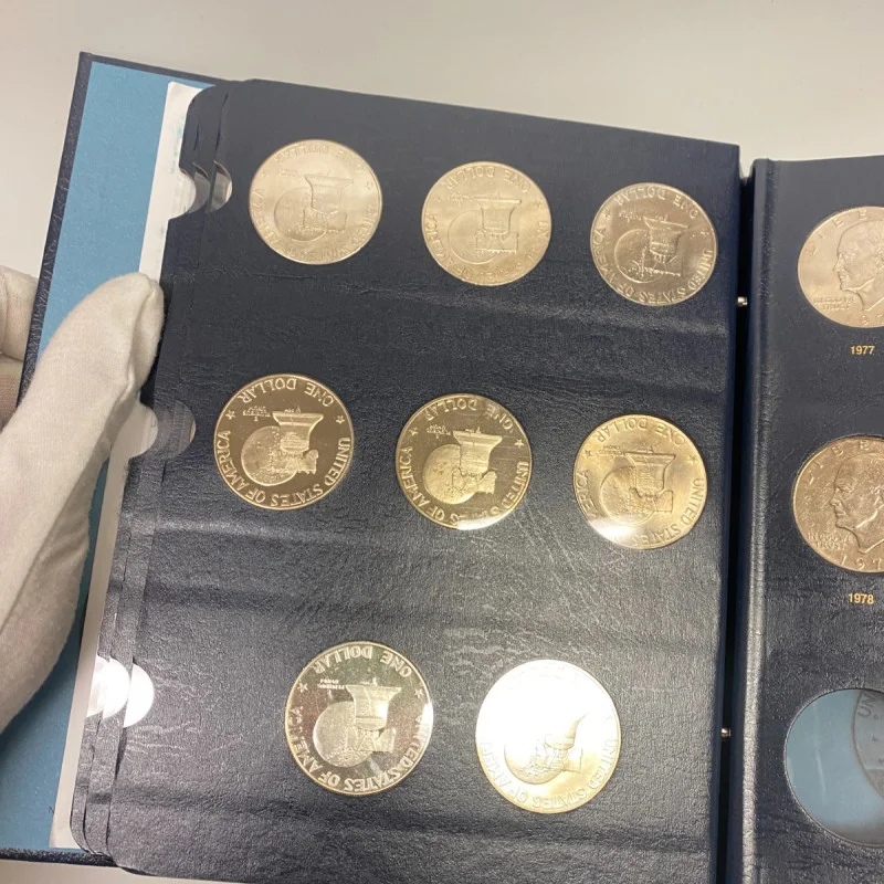 Whitman Album #9131 Eisenhower Dollar 32 Coins 1971 -1978 PDS