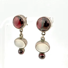 Vintage Janice Girardi Sterling Silver Dangle Earrings - Cat's Eye & Garnets