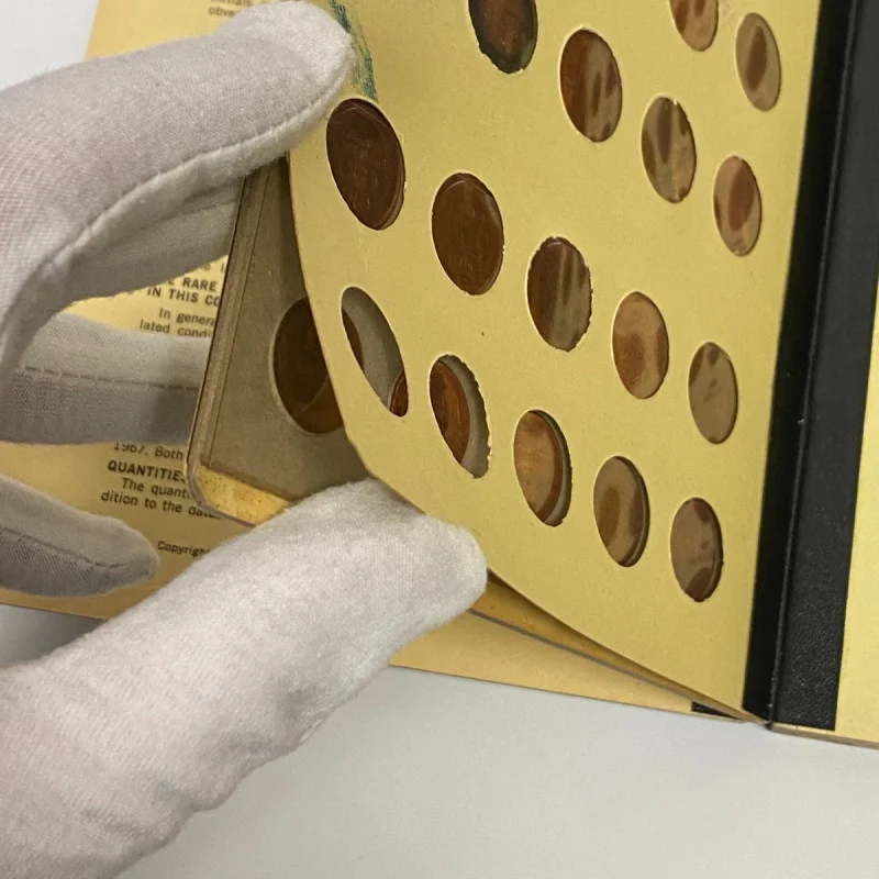 Library of Coins Lincoln Cent Album Vol-3 With 85 Brilliant Uncirculated Cents