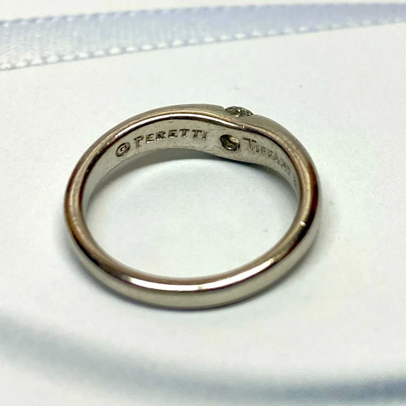 Tiffany & Co Platinum Elsa Peretti Curved 0.18ct Diamond Ring Band Sz 6.5