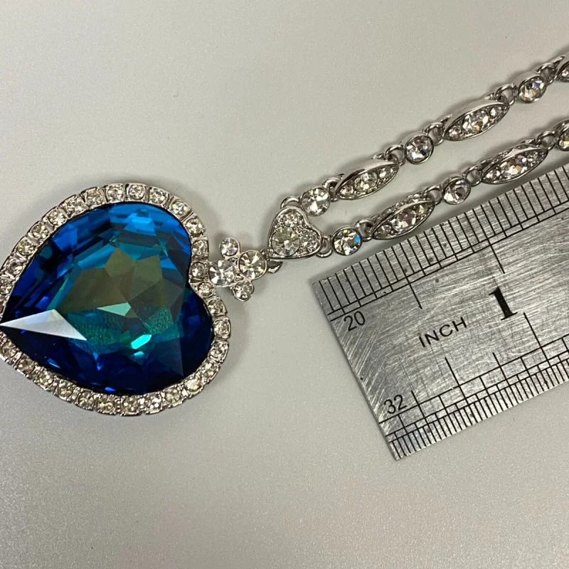 Heart-Shaped Blue Glass Pendant Necklace with Silver-Tone Chain - Elegant Design