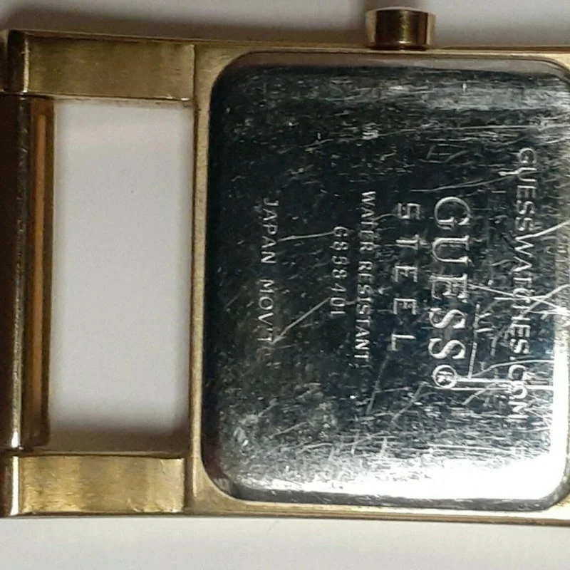 GUESS GOLD TONE WATCH GUESS STEEL WATER RESISTANT JAPAN MOVT
