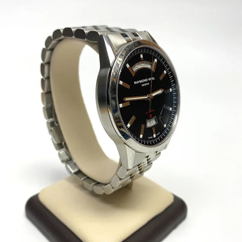 Raymond Weil Geneve Automatic Black Dial Watch 2720