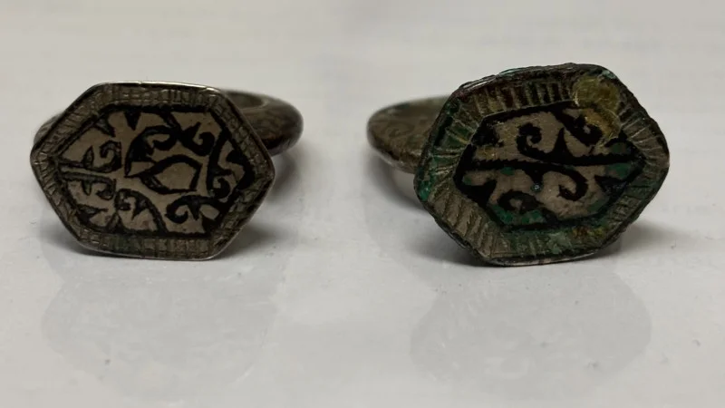 A Pair of Mysterious Islamic Rings from Central Asia (12th–13th c.)