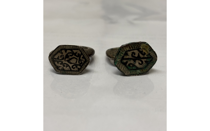 A Pair of Mysterious Islamic Rings from Central Asia (12th–13th c.)