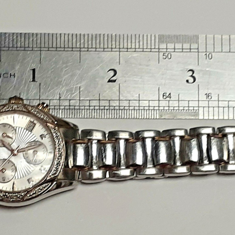 BULOVA DIAMOND WATCH, Wrist size 6.25 inches BULOVA DIAMOND WATCH, Wrist size 6.25 inches