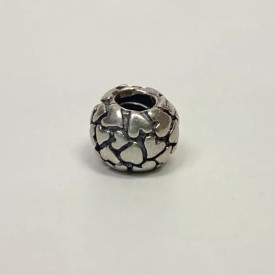 GENUINE PANDORA 925 ALE STERLING SILVER EMBOSSED HEARTS HEART BALL CHARM