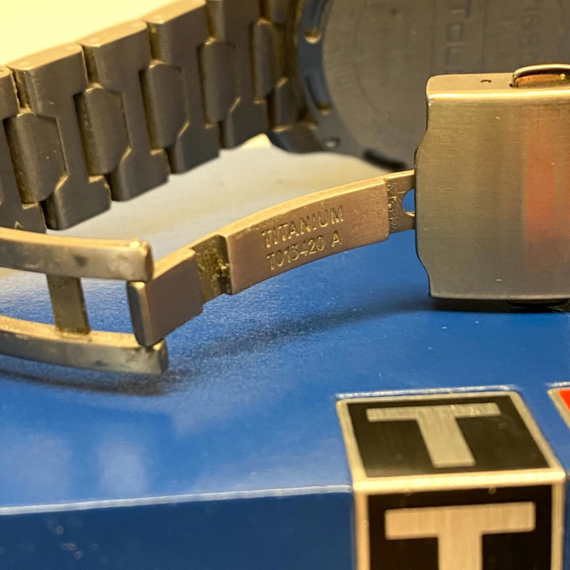 Tissot T Touch T047420A Titanium Swiss Made Smart Watch Full Pack