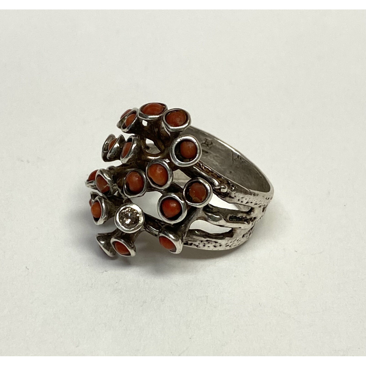 Vintage Designed Coral Stones & Diamond  Sterling Silver 925   Woman Ring Size 7