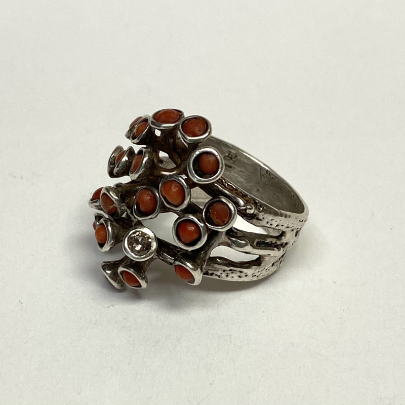 Vintage Designed Coral Stones & Diamond  Sterling Silver 925   Woman Ring Size 7