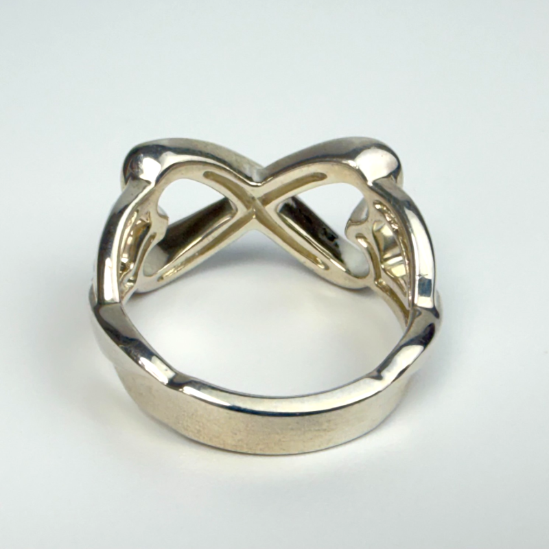 Tiffany & Co. Silver Paloma Picasso Loving Heart Band Ring Size 6