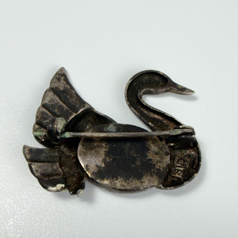 Vintage Sterling Silver Swan Brooch with black Onyx Belly and Marcasite detail