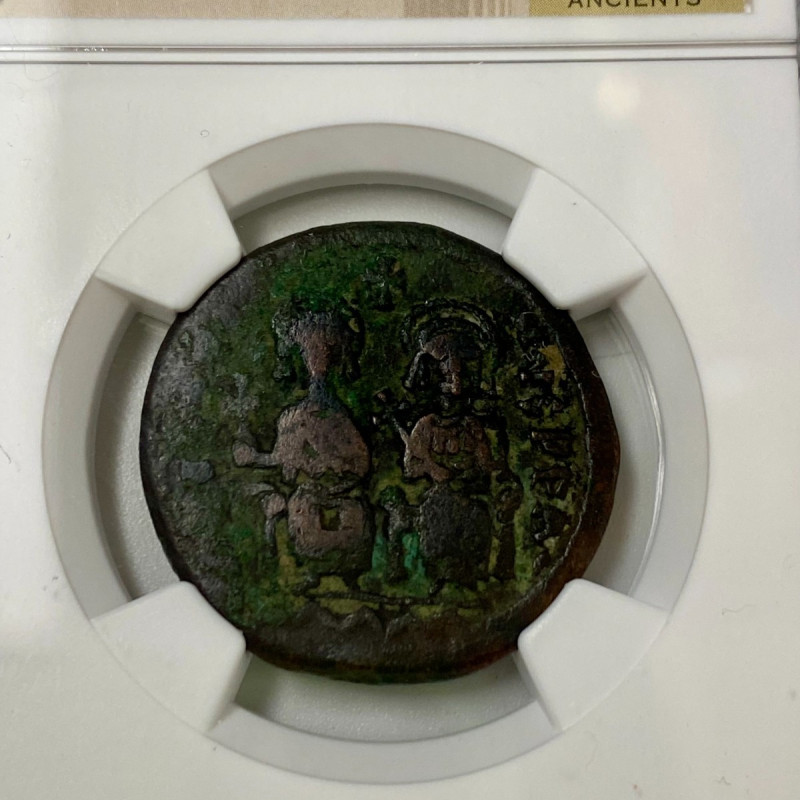 565-578 AD BYZANTINE EMPIRE AE FOLLIS JUSTIN II & Sophia 565-578 AD BYZANTINE EMPIRE AE FOLLIS JUSTIN II & Sophia