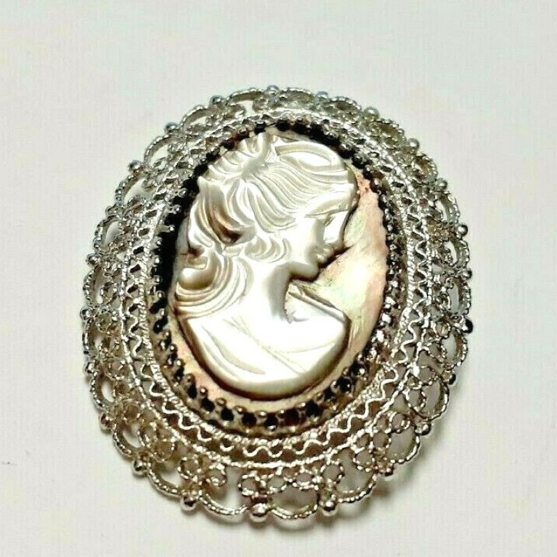 Vtg. Sterling Silver Oval Black Mother of Pearl Cameo Pin Brooch/ Pendant K.L.