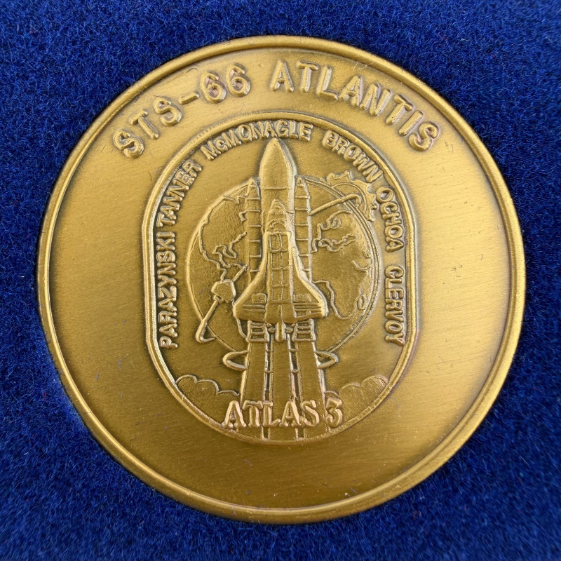 Vintage NASA STS-66 Discovery the New Era of Space Exploration Coin