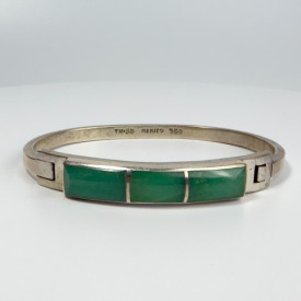 Vintage MEXICO 950 Sterling Silver Green Jade Inlay Hinged Bangle Bracelet