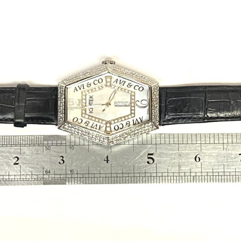Ice Tek 9.5 ct Diamond AVI & CO Swiss Made Automatic White Face Watch Ice Tek 9.5 ct Diamond AVI & CO Swiss Made Automatic White Face Watch