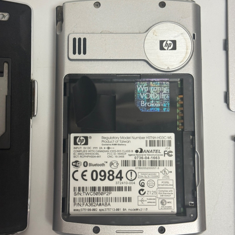 HP iPAQ hx2750 Pocket PC PDA + Original RhinoSkin Case Untested No Charger