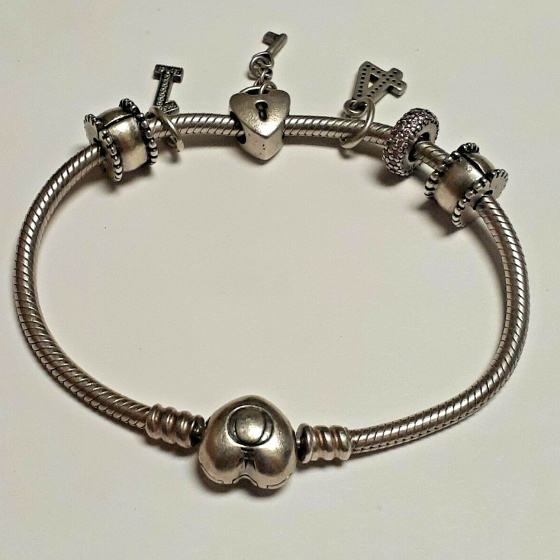 PANDORA STERLING SILVER 925 3.11 INCHES 6 CHARM PENDANTS