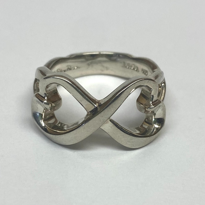Tiffany & Co. Paloma Picasso Loving Heart Infinity Ring in Sterling Silver Tiffany & Co. Paloma Picasso Loving Heart Infinity Ring in Sterling Silver