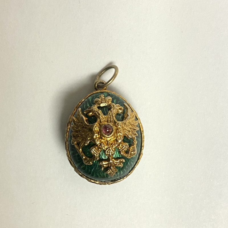 Antique Sterling Silver Enamel Egg shape green with gold designs