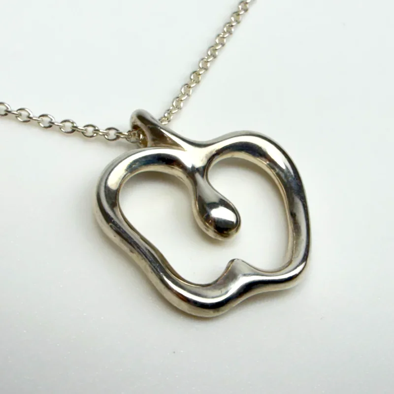 Tiffany & Co Sterling Silver Necklace Apple Pendant Elsa Peretti 16"Length Chain