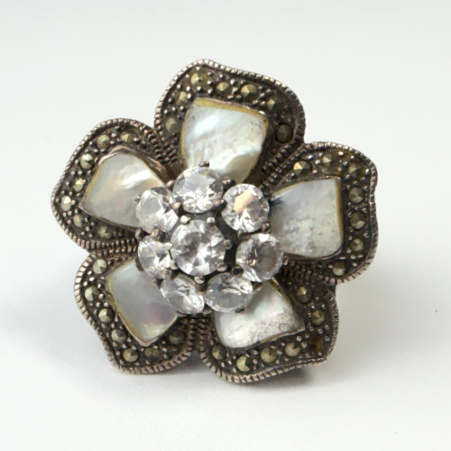 Vintage Sterling Silver Floral Mother of Pearl Marcasite Ring Signed HAN THAI Vintage Sterling Silver Floral Mother of Pearl Marcasite Ring Signed HAN THAI