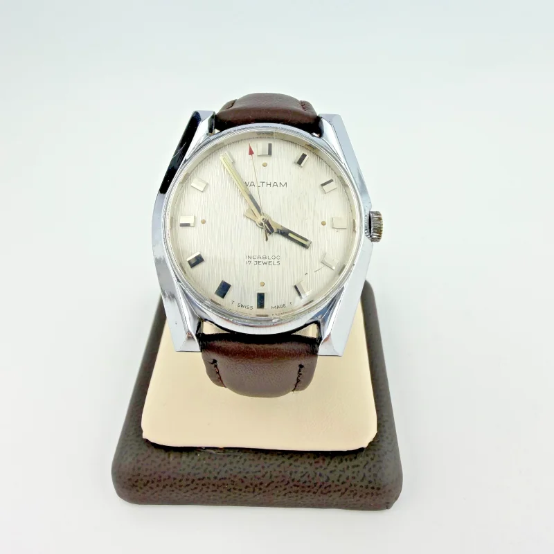 Vintage Waltham 17 Jewel Mechanical Watch Swiss Linen Dial Men's Leather Band