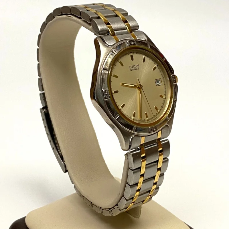 Classic Citizen Watch Co. Quartz Two-Tone Watch with Date Display