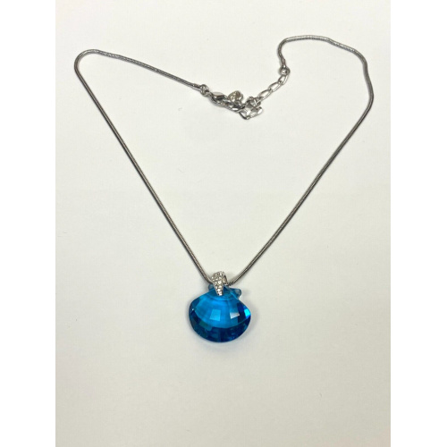 Swarovski Crystal Necklace Blue Scallop Clam Shell Pendant 17"