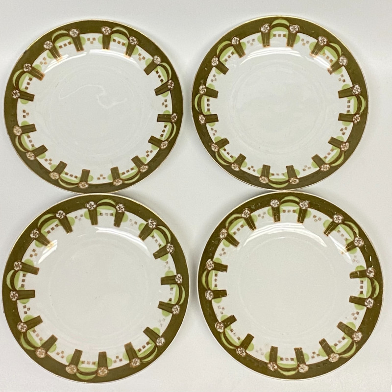 Porcelain tea set of 4 cups and saucers by Gardner Moscow