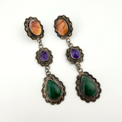 Navajo NAKAI Sterling Silver Dangle Earrings – Spiny Oyster, Amethyst, Malachite Navajo NAKAI Sterling Silver Dangle Earrings – Spiny Oyster, Amethyst, Malachite