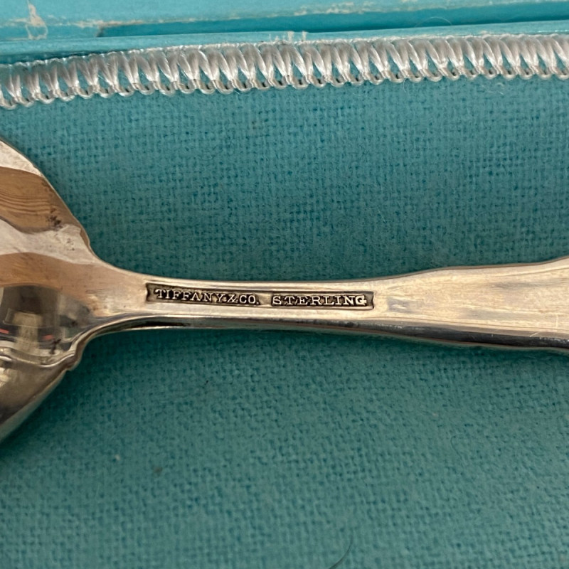 Souvenir Spoon "Statue of Liberty" New York City by Tiffany & Co - Sterling, 6" Souvenir Spoon "Statue of Liberty" New York City by Tiffany & Co - Sterling, 6"