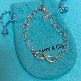 Tiffany & Co Silver Figure Eight Infinity Thick Oval Chain 7.25 Bracelet POUCH