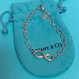 Tiffany & Co Silver Figure Eight Infinity Thick Oval Chain 7.25 Bracelet POUCH