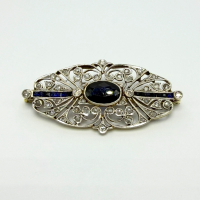 Vintage Art Deco Platinum Blue and White Sapphires Diamonds Leaf Filigree Brooch Vintage Art Deco Platinum Blue and White Sapphires Diamonds Leaf Filigree Brooch