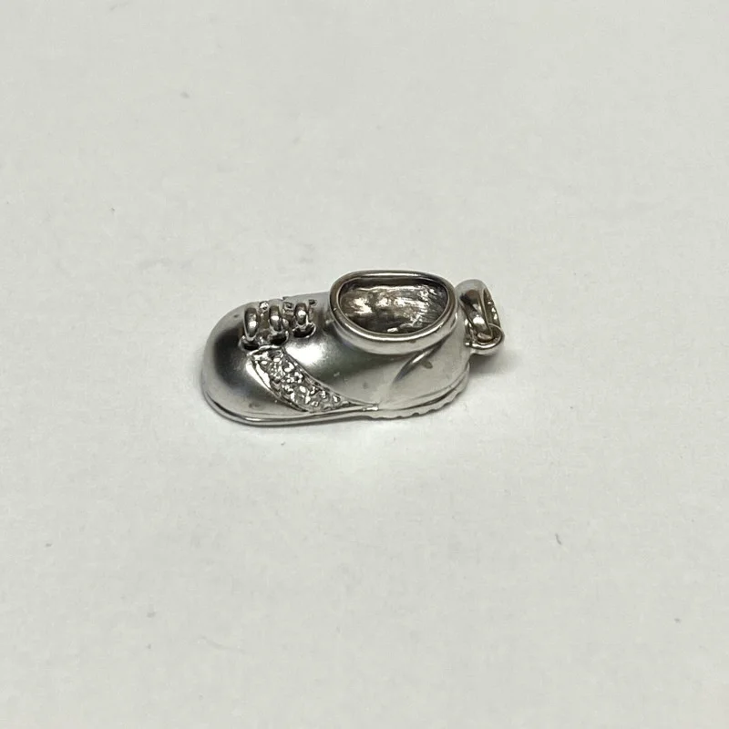 14K Baby Shoe Charm With Engraving 585 0n Pendent