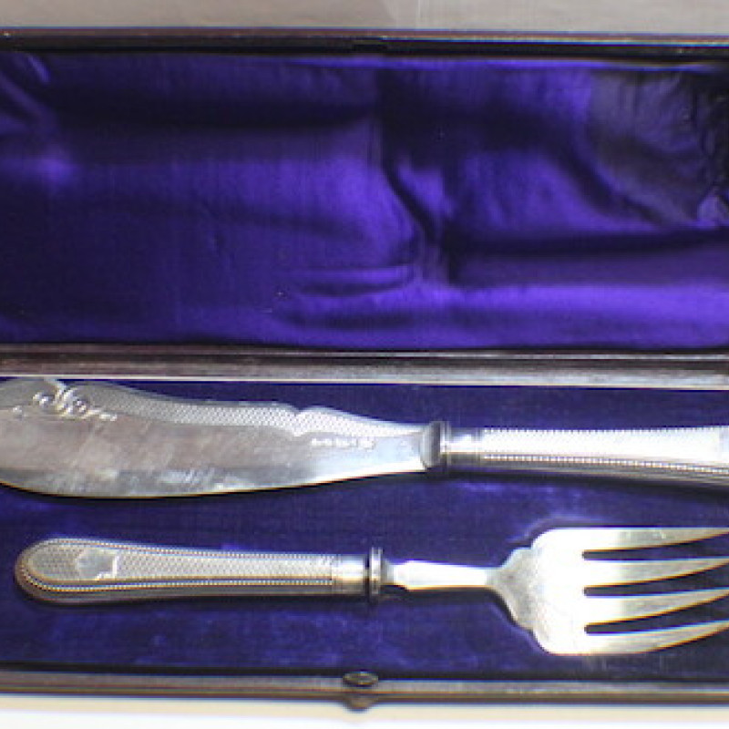 SILVER PLATE ANTIQUE FORK AND KNIFE 12 INCHES "RMEN" Silver Mark