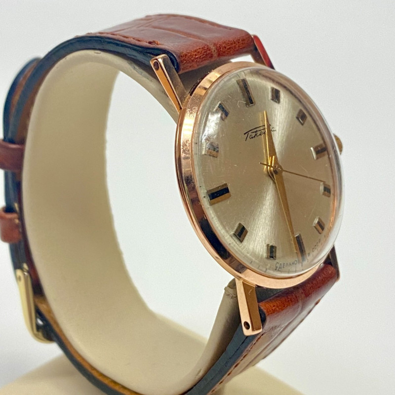 Raketa Soviet Union Man Wristwatch 14k Solid Gold Raketa Soviet Union Man Wristwatch 14k Solid Gold