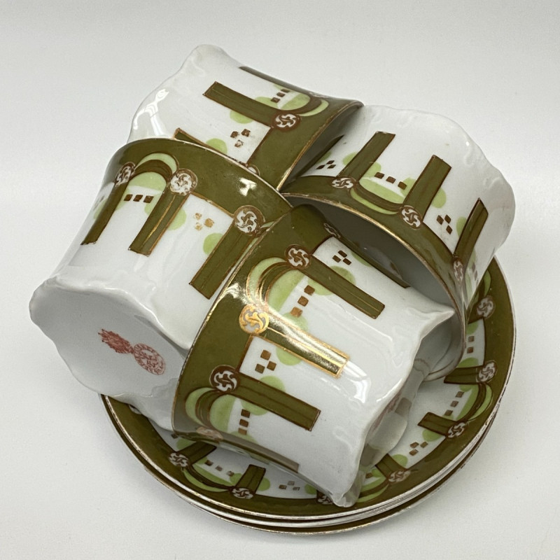 Porcelain tea set of 4 cups and saucers by Gardner Moscow