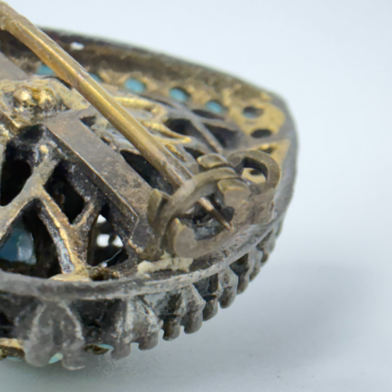 Vintage Gold Tone Metal Blue Turquoise Domed Heart Pin Brooch