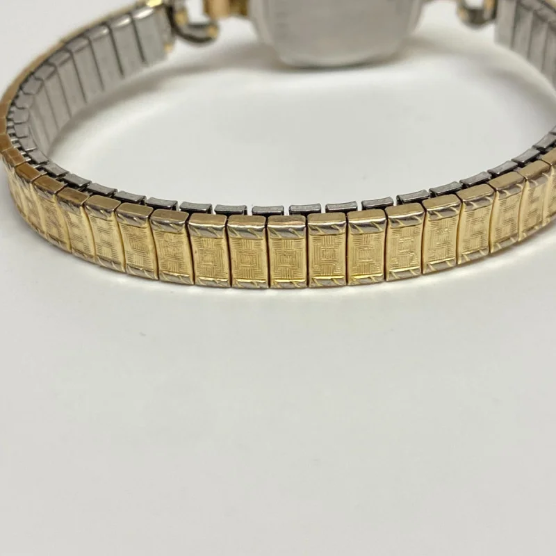 Vintage Bulova 10K Rolled Gold Plate Bezel Stainless Back Watch