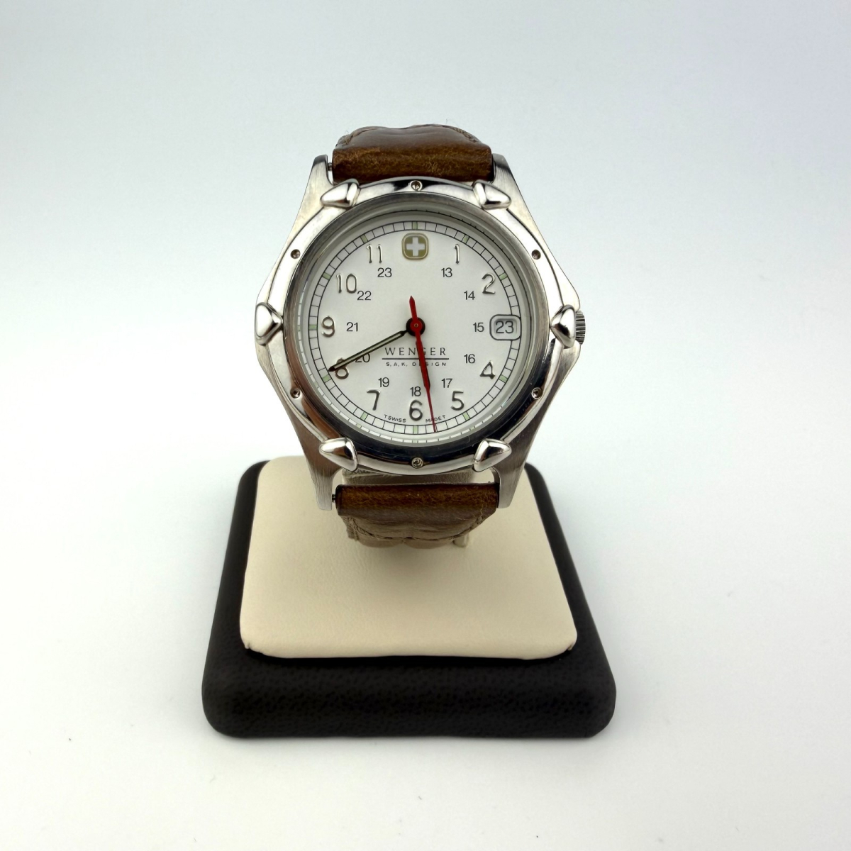 Vintage Wenger S.A.K Design Swiss Army Mens Watch w Original Leather Strap WR 50