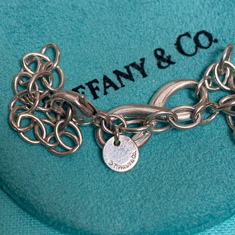 Tiffany & Co Silver Figure Eight Infinity Thick Oval Chain 7.25 Bracelet POUCH Tiffany & Co Silver Figure Eight Infinity Thick Oval Chain 7.25 Bracelet POUCH