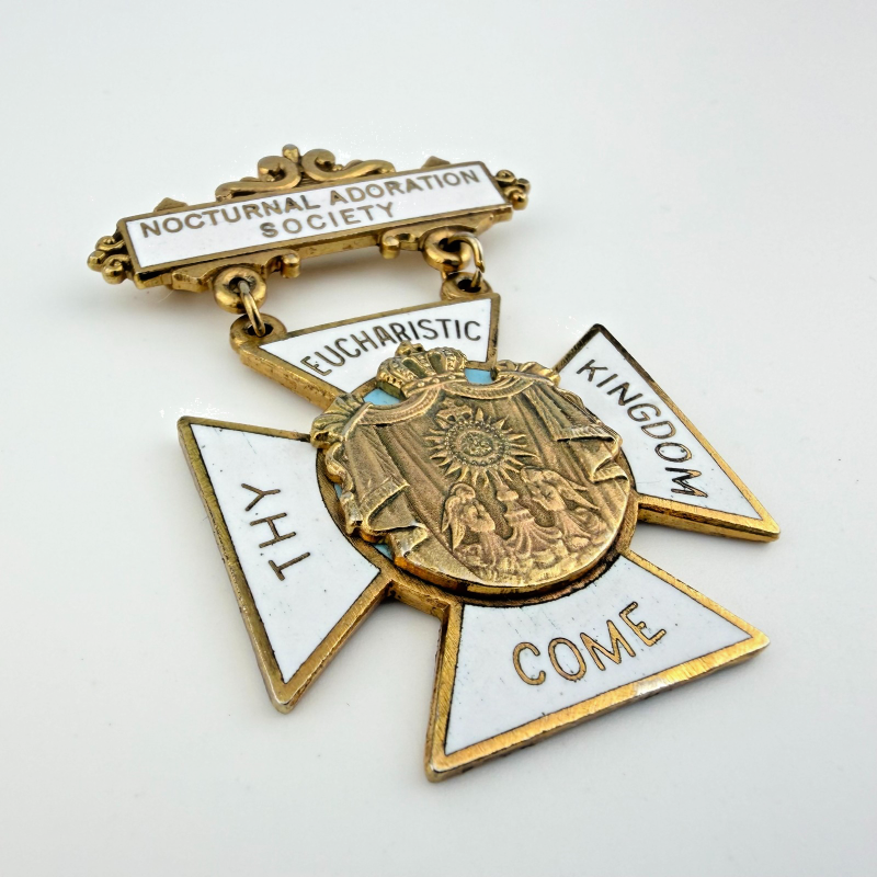 Nocturnal Adoration Society Religious Catholic Gold-tone & Enamel Pin Medal