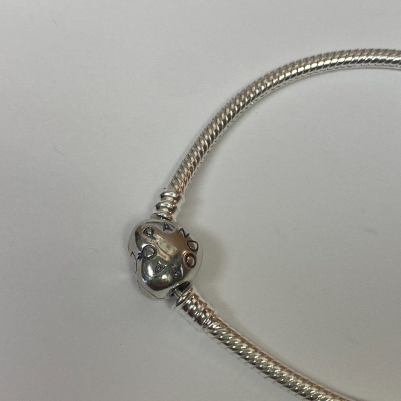 PANDORA Moments Heart Clasp Snake Chain Bracelet Size 7 inches