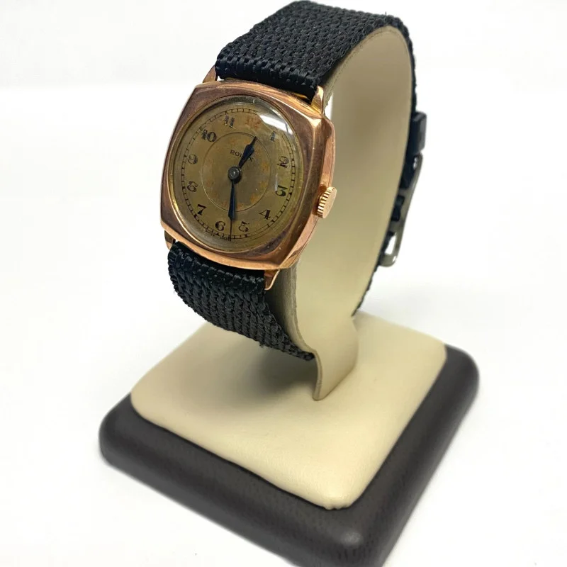 Rolex World's Records Geneve Suisse Gold Medal 9k Square Watch, 1920s